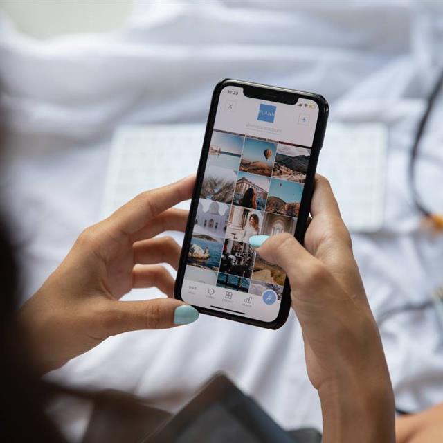 Si no sabes cómo se utiliza ‘Clubhouse’, tranquila, las salas en directo han llegado también a Instagram