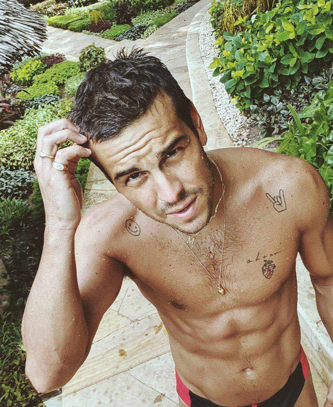Tatuajes pequeños hombres