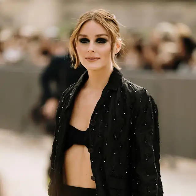 Los 10 peinados de invitada más elegantes de esta temporada: para pelo corto y en tendencia (VÍDEO)