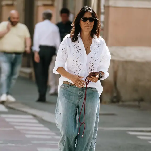 3 camisas de lino de Zara que son fresquitas y holgadas e ideales para llevar con faldas midi y bermudas anchitas
